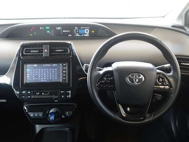 TOYOTA PRIUS 2019 Image 31