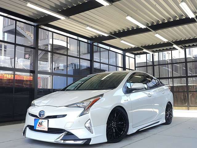 TOYOTA PRIUS 2018 Image 31