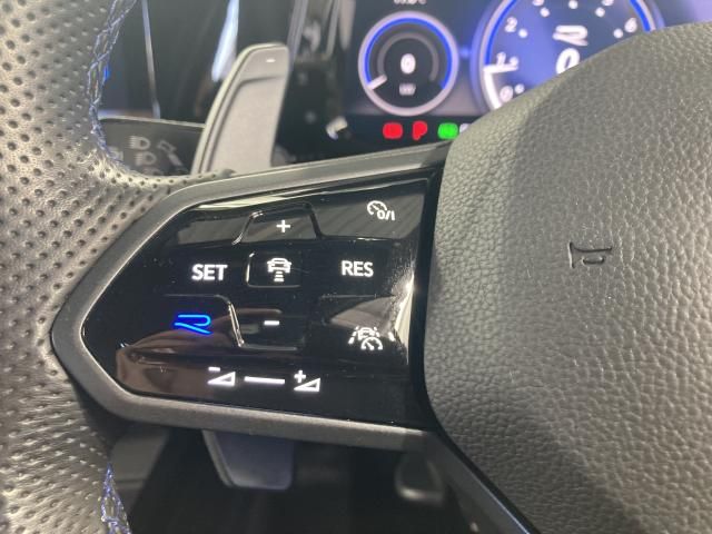 VOLKSWAGEN GOLF R 2022 Image 31