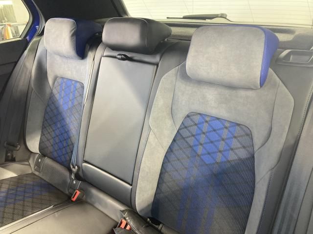 VOLKSWAGEN GOLF R 2022 Image 31