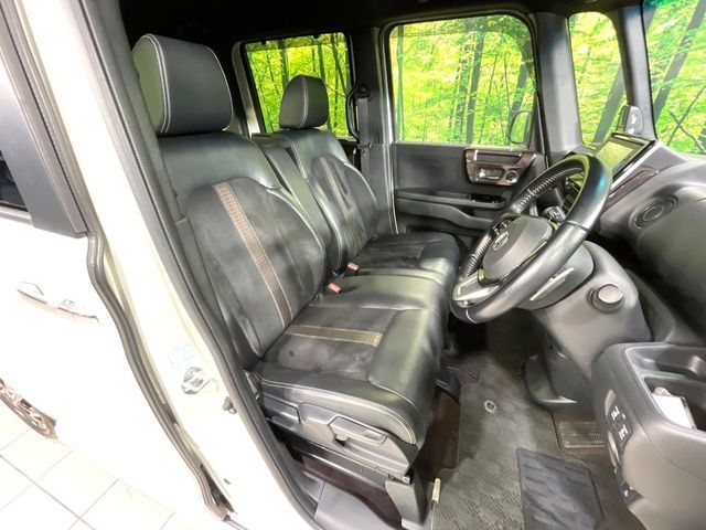 HONDA N BOX CUSTOM 2017 Image 31