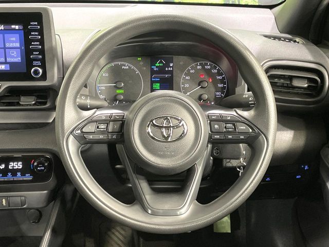 TOYOTA YARIS HYBRID 2022 Image 31