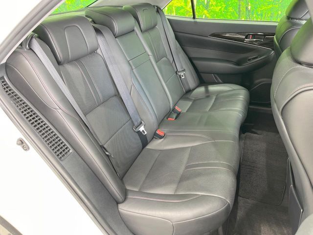 TOYOTA CROWN SEDAN HYBRID 2016 Image 31