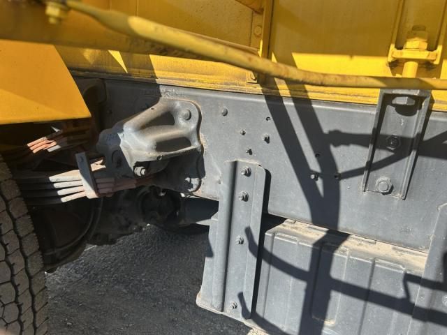 HINO PROFIA 2005 Image 31