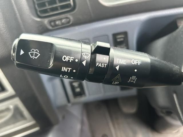 HINO PROFIA 2005 Image 31