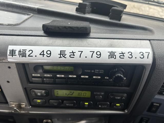 HINO PROFIA 2005 Image 31