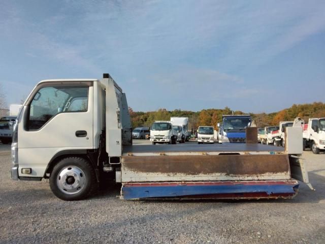 ISUZU ELF 2013 Image 31