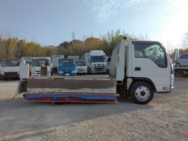 ISUZU ELF 2013 Image 31