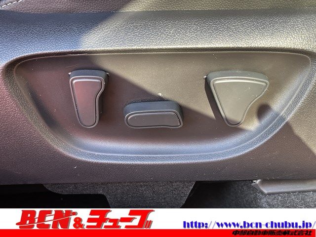 TOYOTA YARIS CROSS HYBRID 2021 Image 31