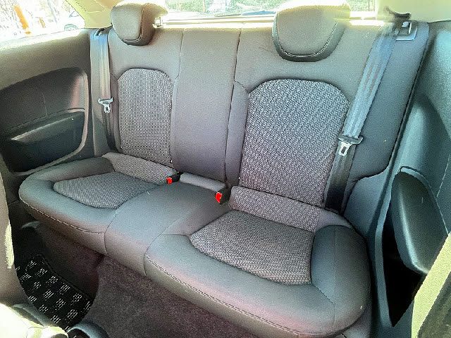 AUDI A1 2015 Image 31