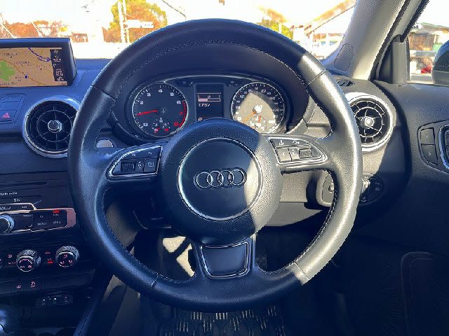 AUDI A1 2015 Image 31