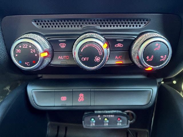 AUDI A1 2015 Image 31