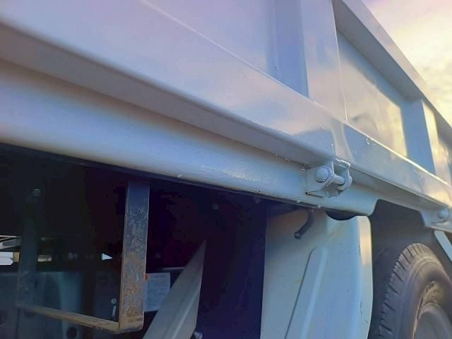 ISUZU ELF 2018 Image 31