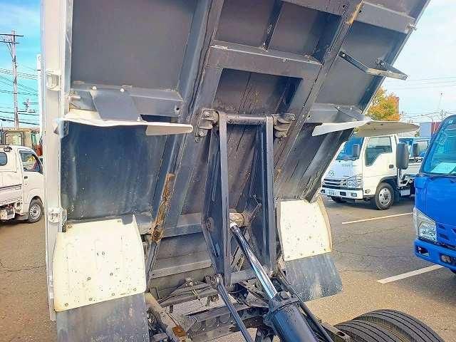 ISUZU ELF 2018 Image 31