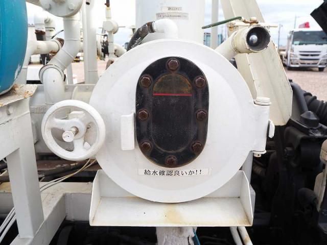 MITSUBISHI FUSOU FIGHTER 2006 Image 31