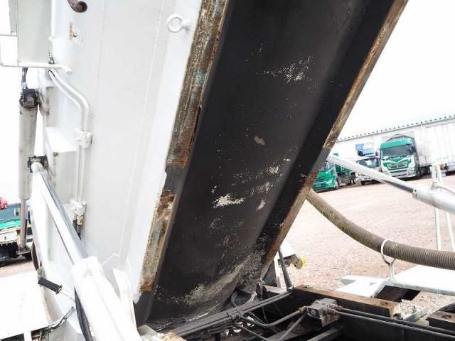 MITSUBISHI FUSOU FIGHTER 2006 Image 31