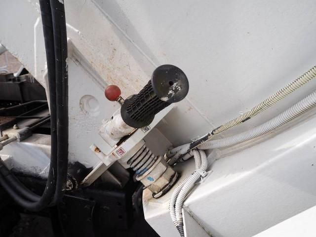 MITSUBISHI FUSOU FIGHTER 2006 Image 31