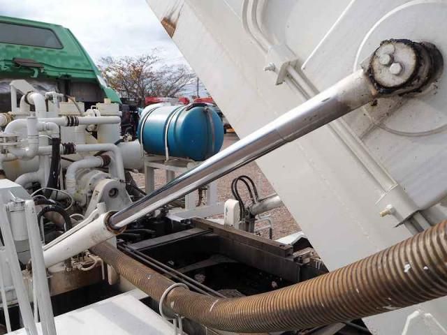 MITSUBISHI FUSOU FIGHTER 2006 Image 31