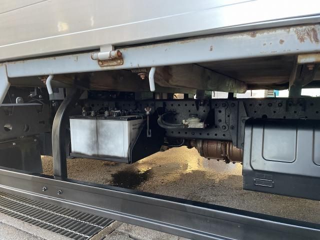 ISUZU ELF 2015 Image 31