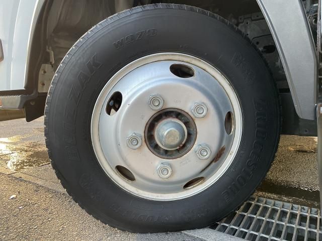 ISUZU ELF 2015 Image 31