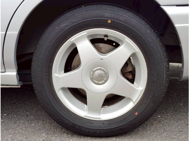 NISSAN BLUEBIRD SEDAN 1999 Image 31