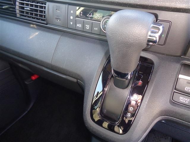 HONDA N BOX CUSTOM 4WD 2024 Image 31