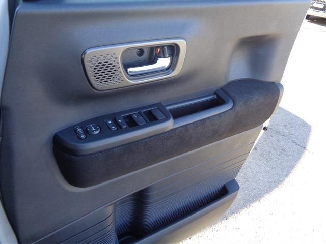 HONDA N BOX CUSTOM 4WD 2024 Image 31