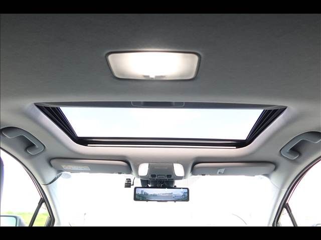 TOYOTA PRIUS 2019 Image 31