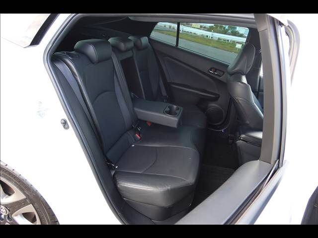 TOYOTA PRIUS 2019 Image 31