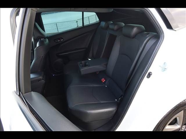 TOYOTA PRIUS 2019 Image 31