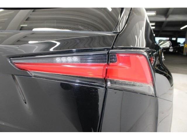 TOYOTA LEXUS NX300 2018 Image 31