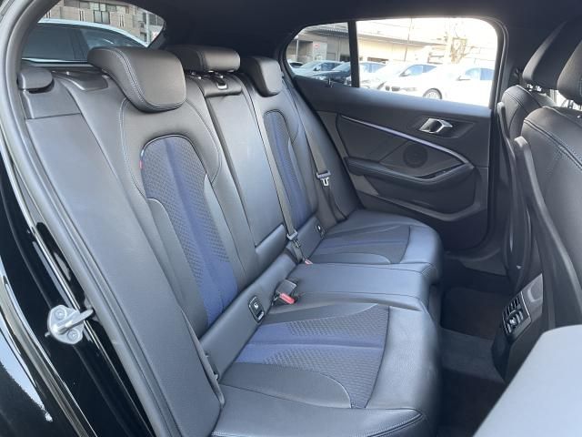 BMW 1SERIES 2021 Image 31