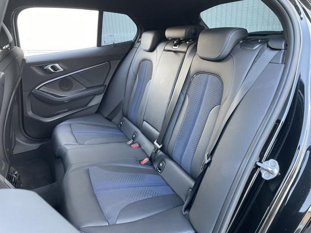 BMW 1SERIES 2021 Image 31