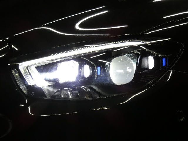 MERCEDES BENZ E CLAS 2020 Image 31