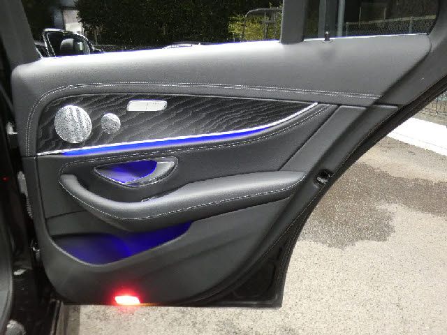 MERCEDES BENZ E CLAS 2020 Image 31
