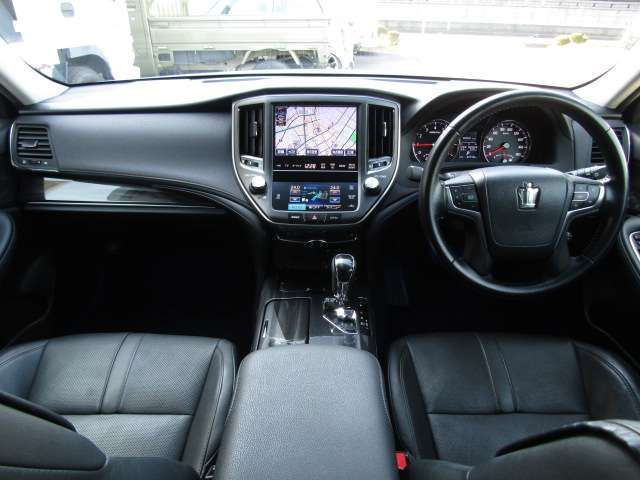 TOYOTA CROWN SEDAN 2015 Image 31