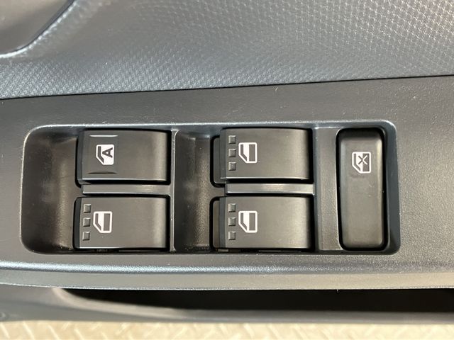 DAIHATSU MIRA E:S 2023 Image 31