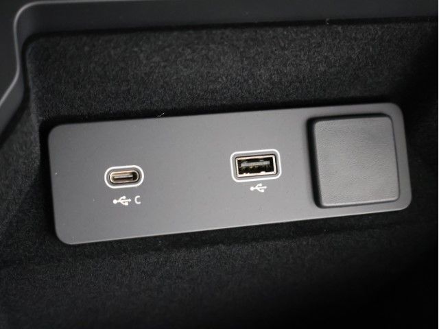 ROVER DISCOVERY SPOR 2025 Image 31