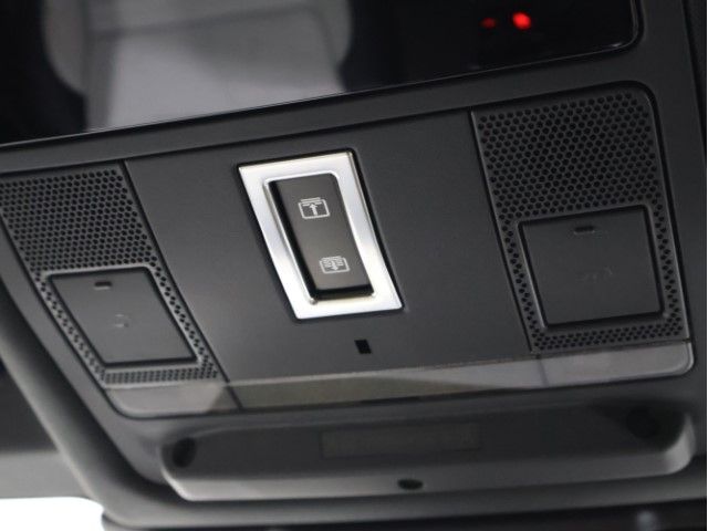 ROVER DISCOVERY SPOR 2025 Image 31