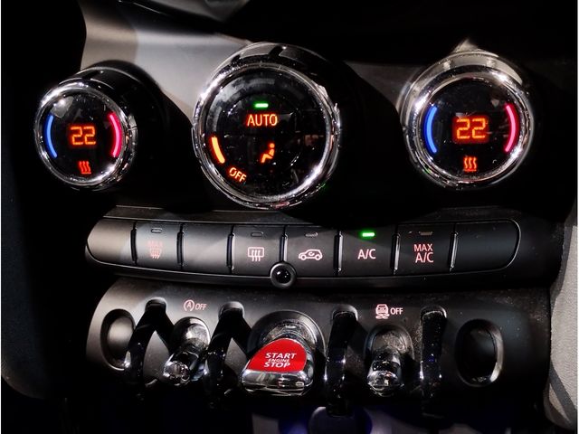 BMW MINI COOPER S 5D 2018 Image 31