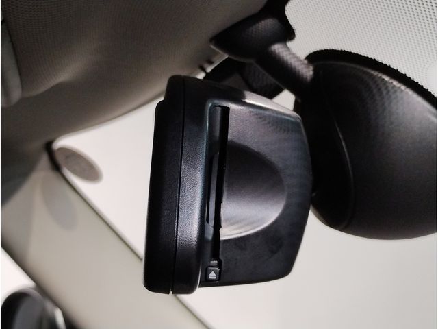 BMW MINI COOPER S 5D 2018 Image 31