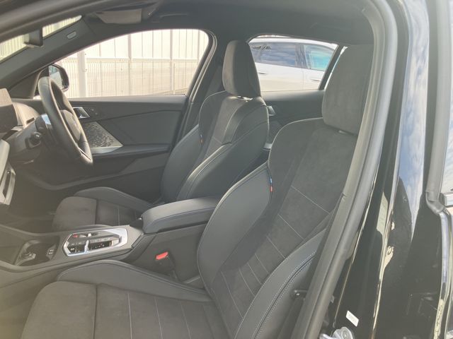 BMW 1SERIES 2025 Image 31