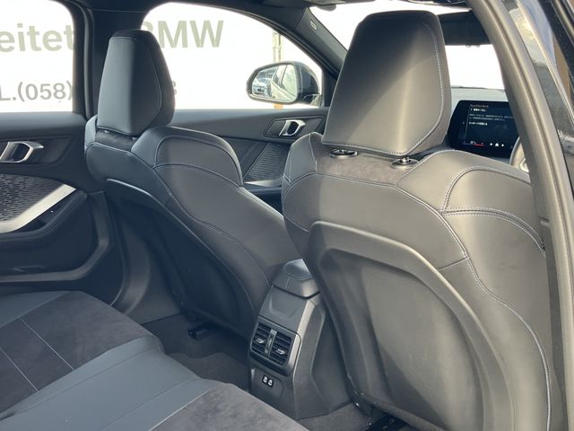 BMW 1SERIES 2025 Image 31