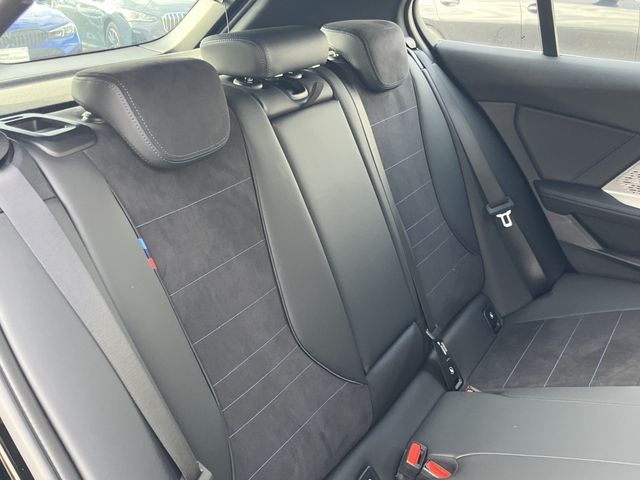 BMW 1SERIES 2025 Image 31