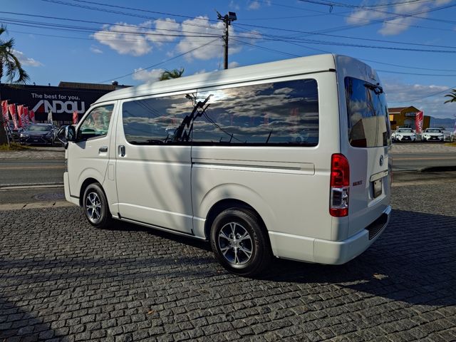TOYOTA HIACE VAN 2WD 2025 Image 31