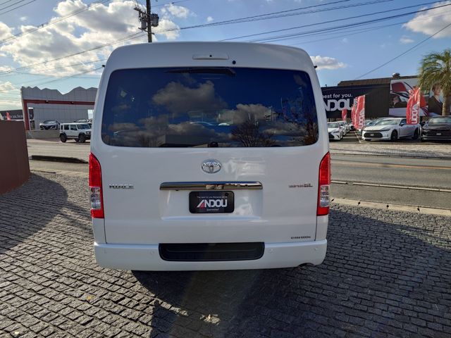 TOYOTA HIACE VAN 2WD 2025 Image 31