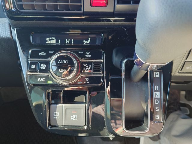 DAIHATSU TANTO CUSTOM 2022 Image 31