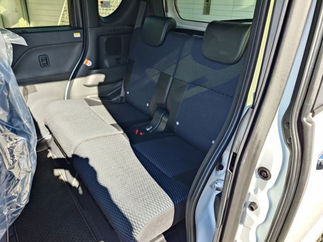 DAIHATSU TANTO CUSTOM 2022 Image 31