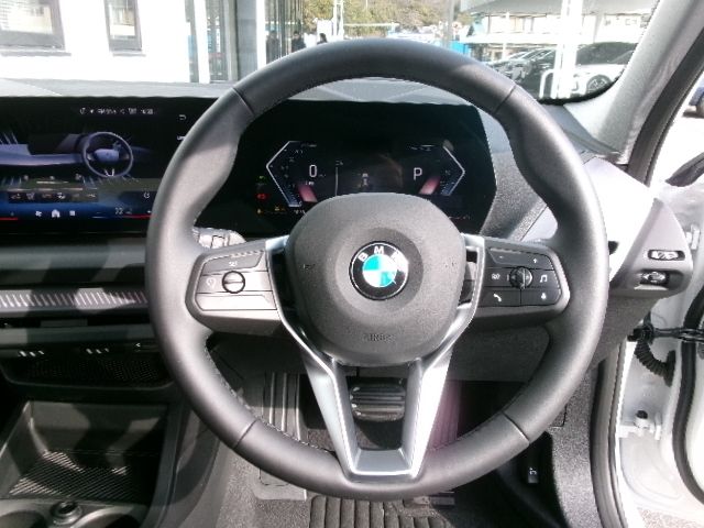 BMW 1SERIES 2025 Image 31