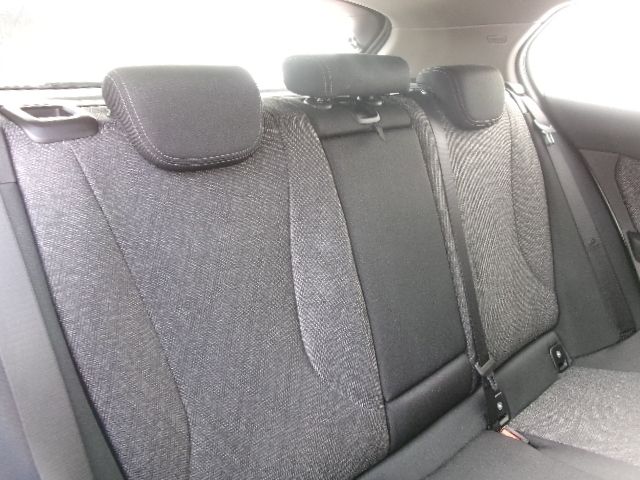 BMW 1SERIES 2025 Image 31